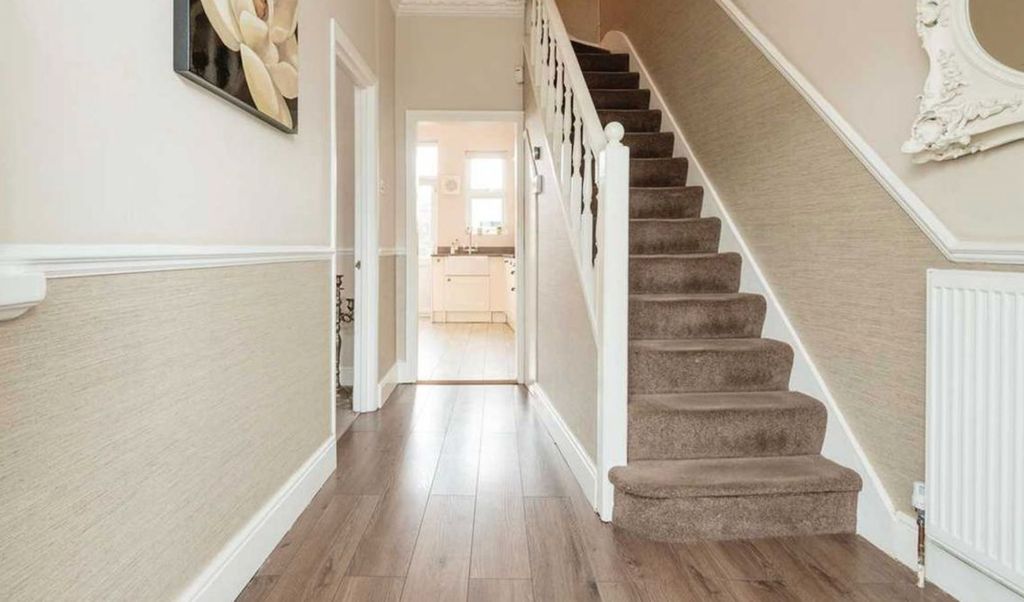 Additional image 13 of 4 bed flat to rentQuebec Road, Ilford IG1