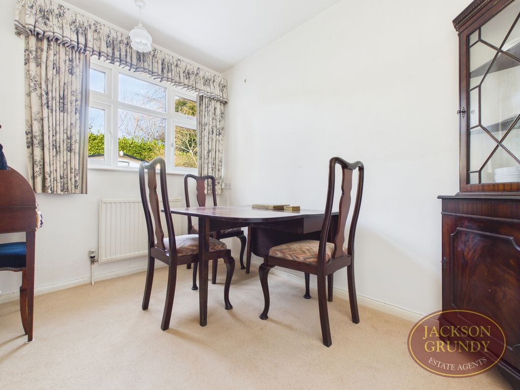 Property photo 3 of 15 Photo 16