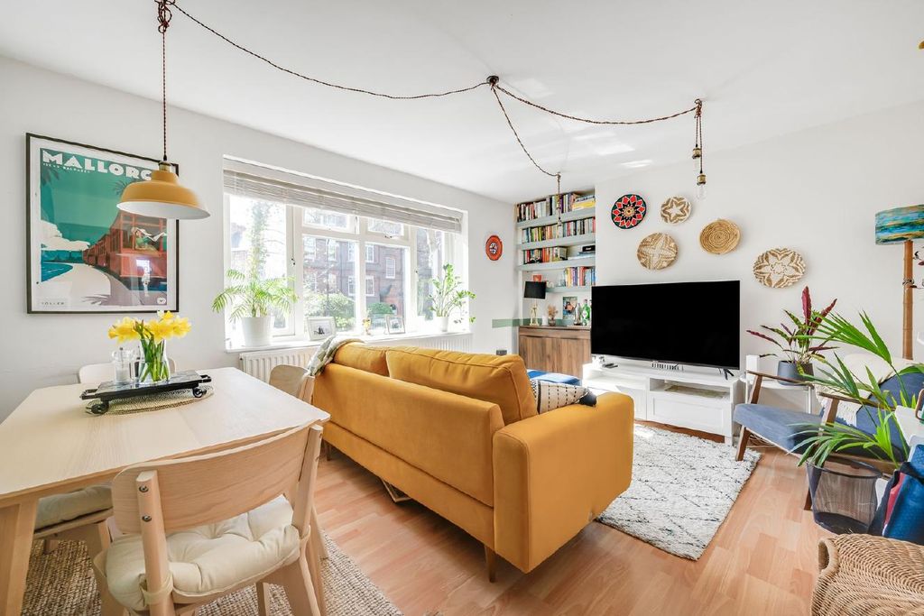 Property photo 1 of 8 Picture 1