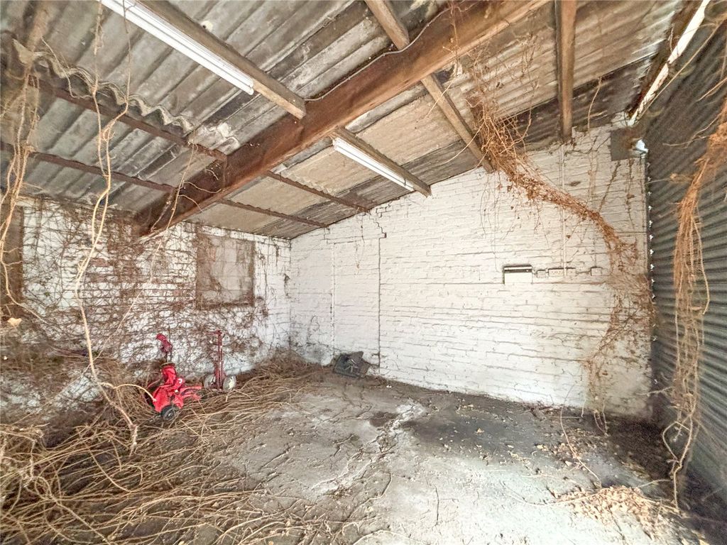 Property photo 3 of 4 Picture No. 03