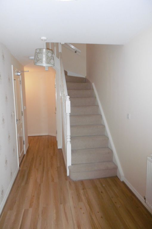 Property photo 3 of 11 (Main)