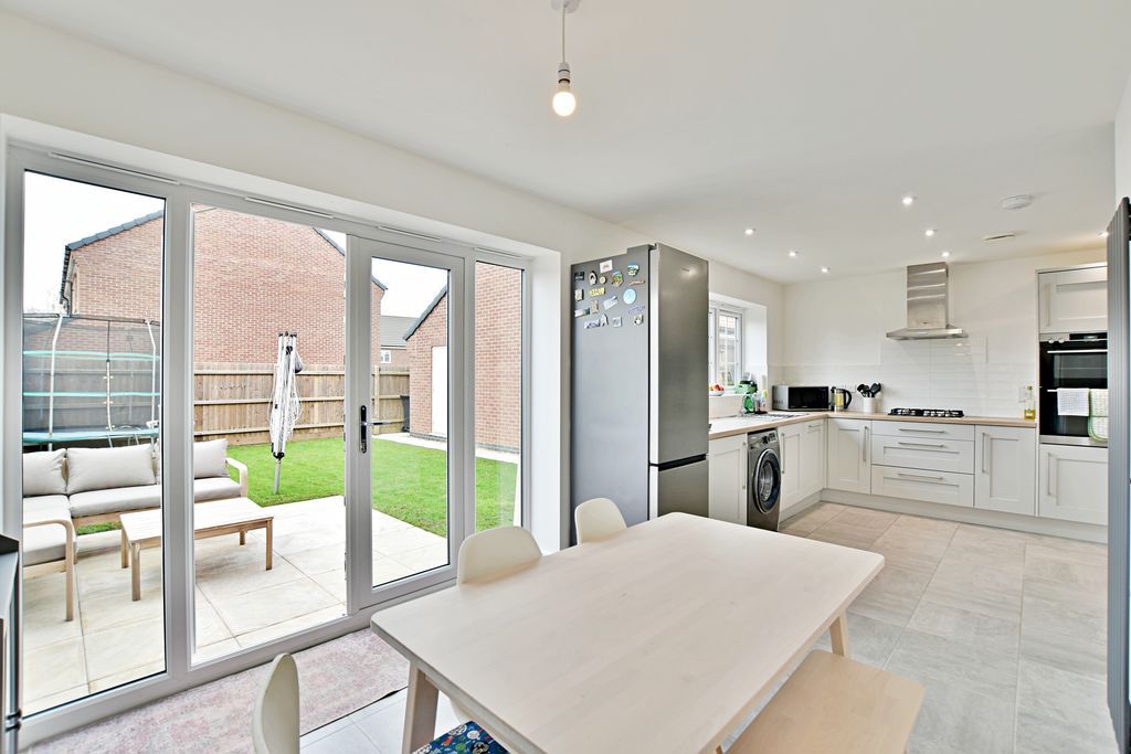 Property photo 3 of 20 Photo 2