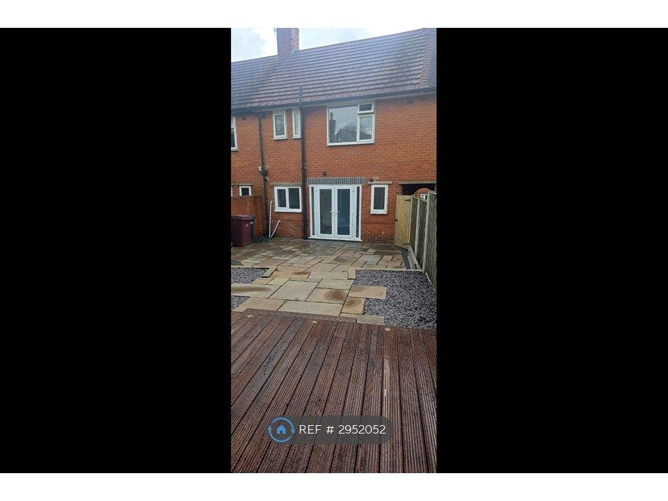 Property photo 2 of 18 Rear Garden, Flagged And Decking