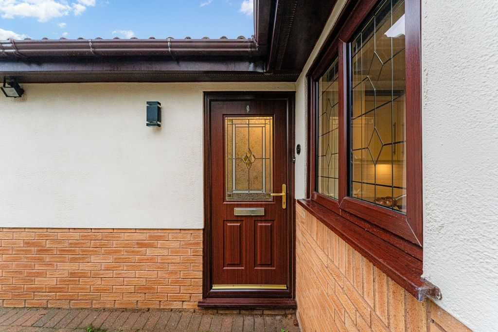 Property photo 2 of 30 Photograph 2