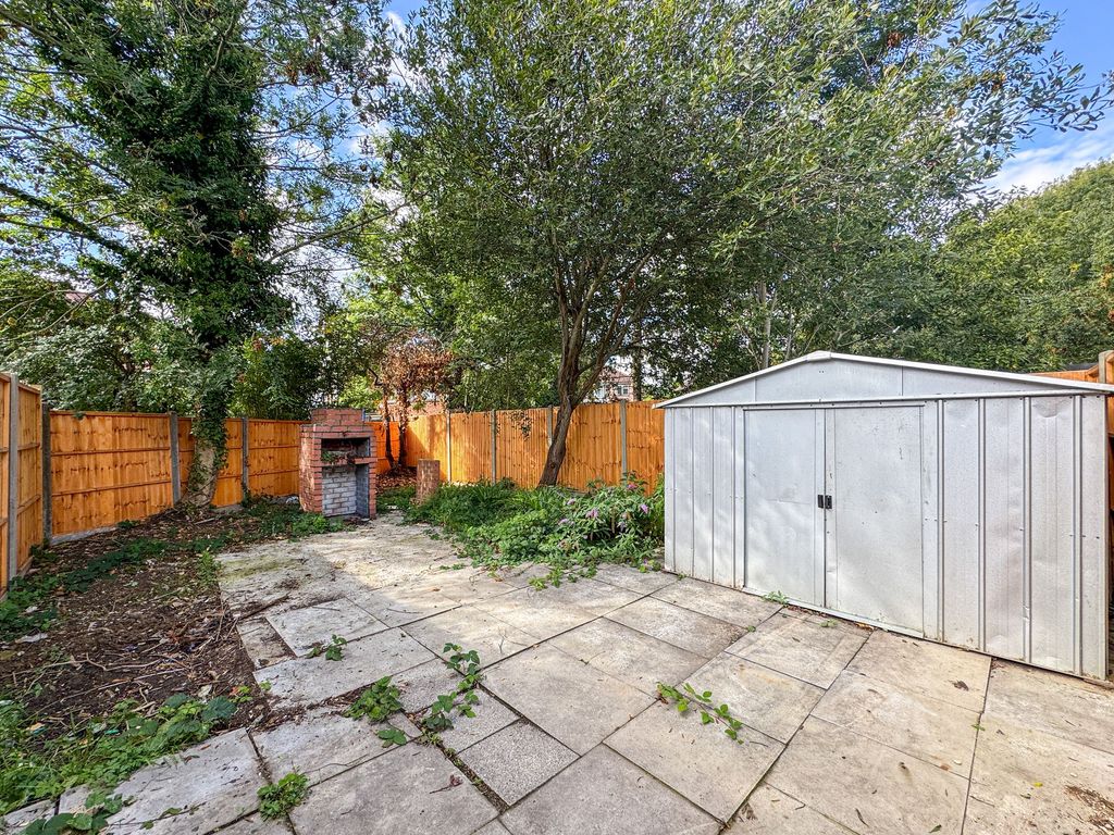 Property photo 2 of 10