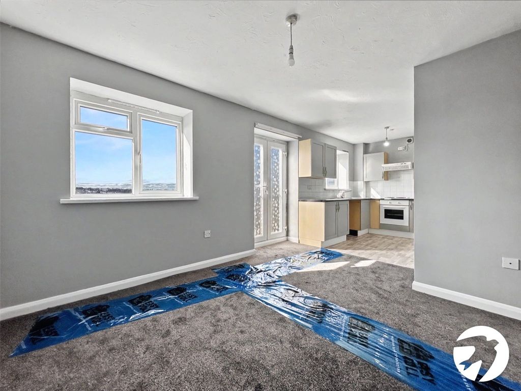 Property photo 3 of 9 Picture No. 08