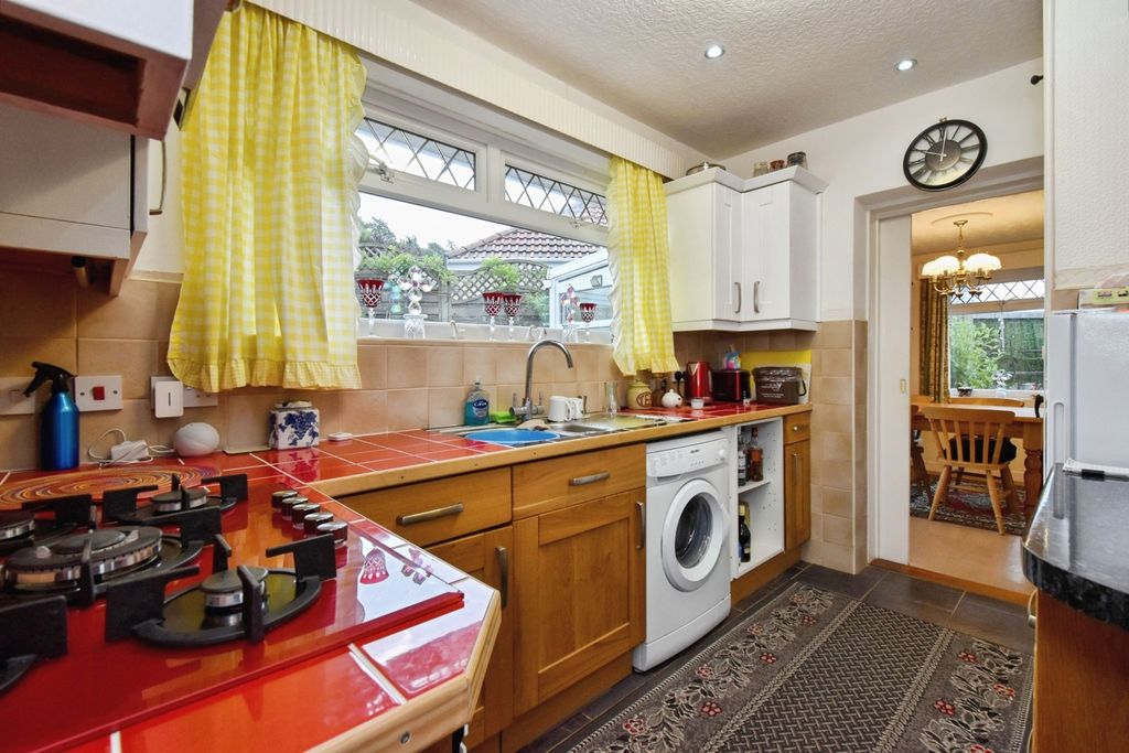 Property photo 3 of 21 Photo