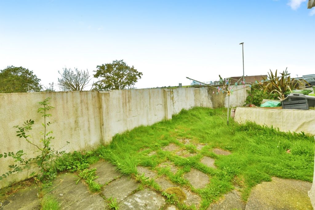 Property photo 2 of 3