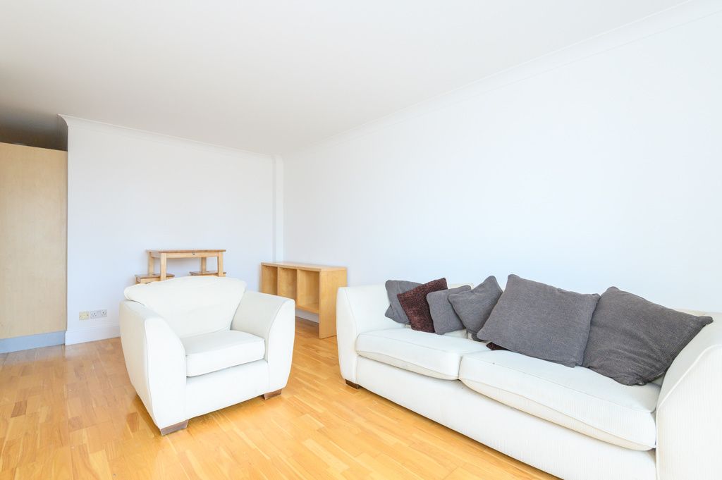Property photo 2 of 10 Jpg
