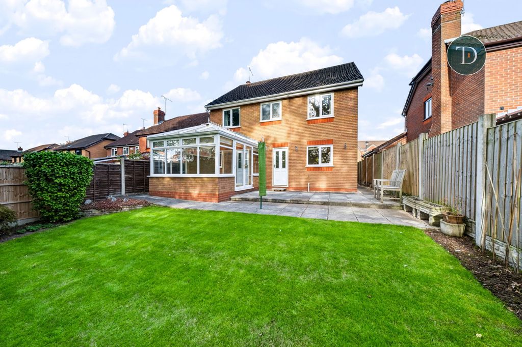 Property photo 2 of 41