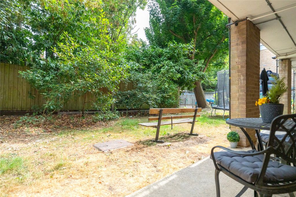 Property photo 3 of 10 Picture No. 09