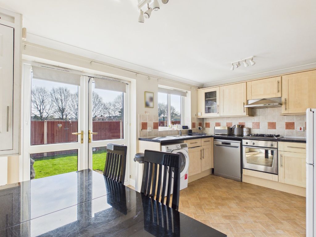 Property photo 2 of 12 4959624