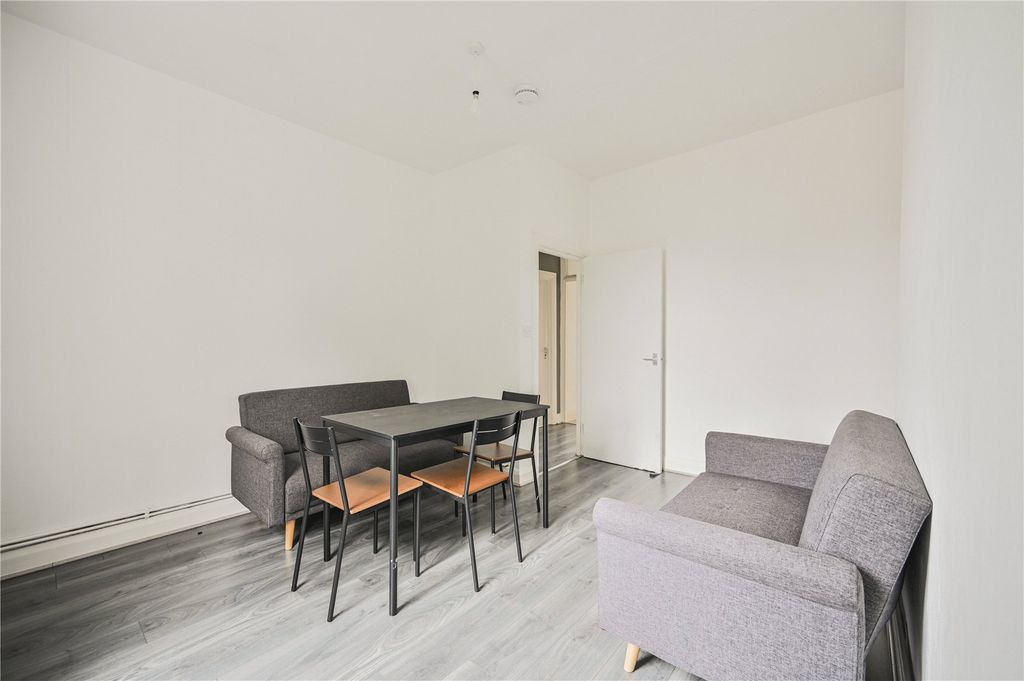 Property photo 3 of 10 Picture No. 03
