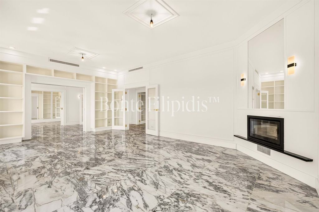 Property photo 1 of 29 Renovated 4 Bedroom Apartment Near Campo Mártires Da Pátria In Condominium With Swimming Pool