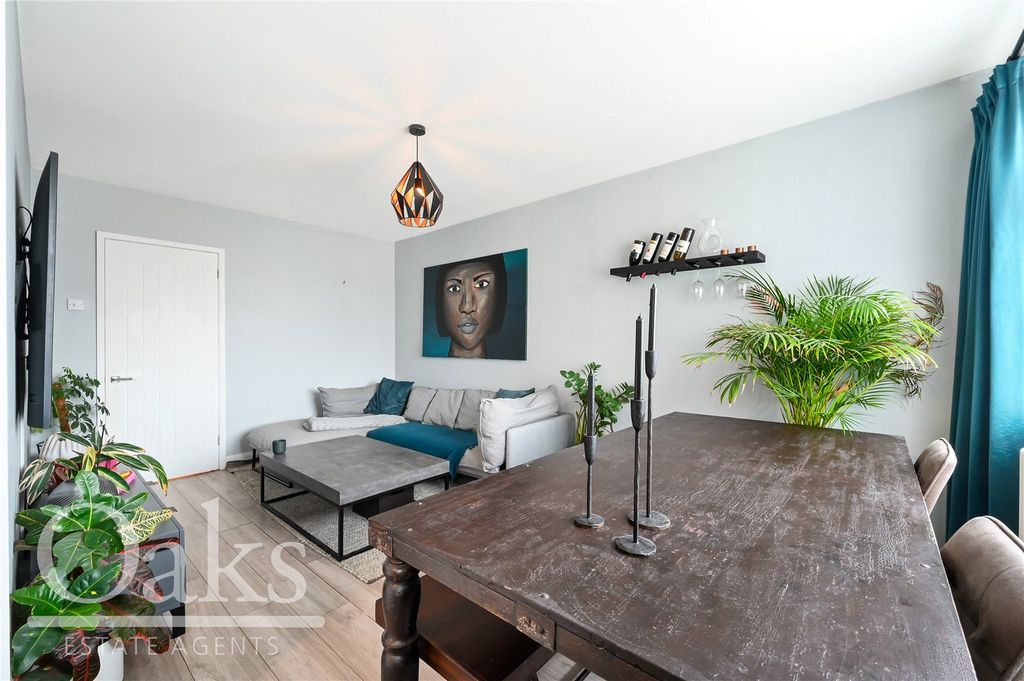 Property photo 2 of 8 Picture No. 04