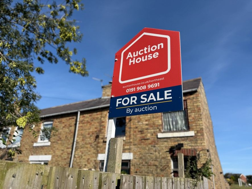 Property photo 1 of 1