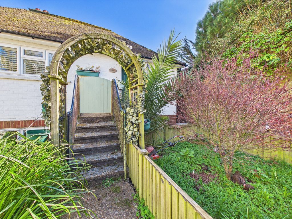 Additional image 12 of 2 bed flat for saleThe Parade, Folkestone, Kent CT20