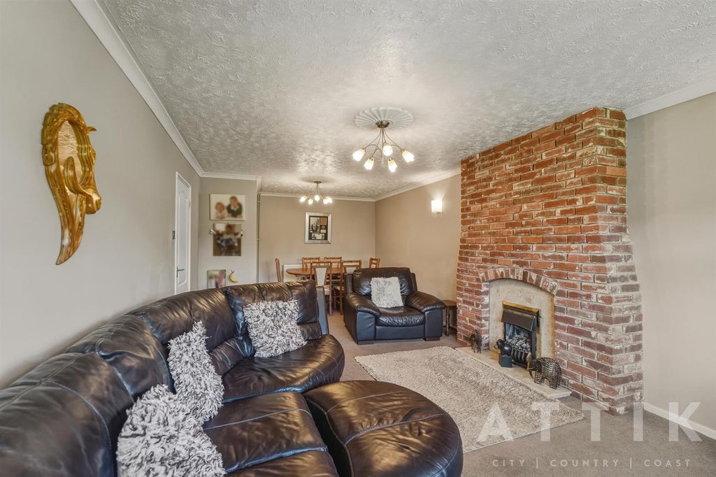 Additional image 15 of 4 bed semi-detached bungalow for saleChichester Road, Halesworth IP19