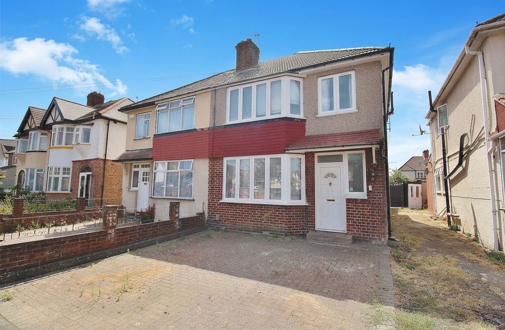 Property photo 1 of 9