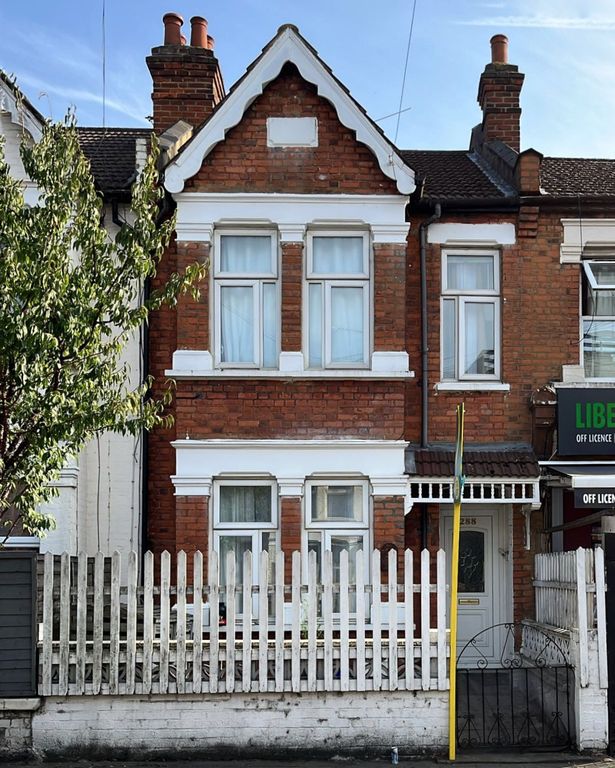 Property photo 1 of 11