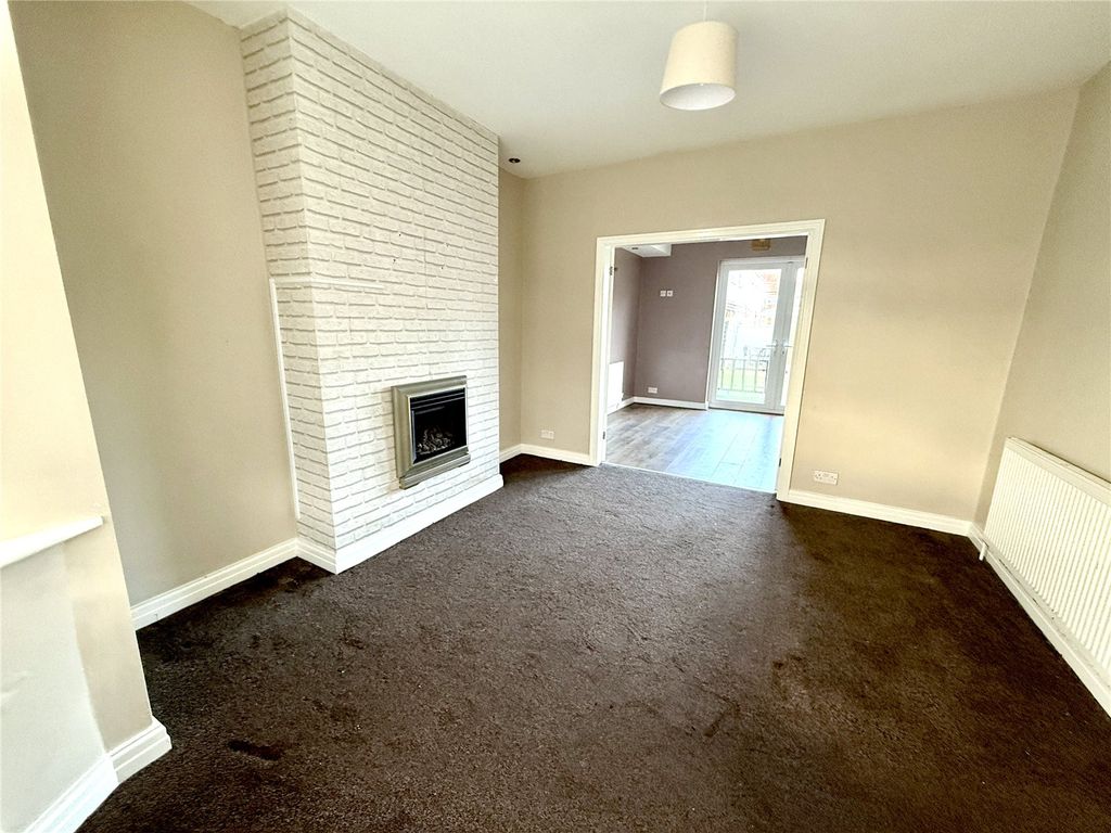 Property photo 2 of 11 Picture No. 08