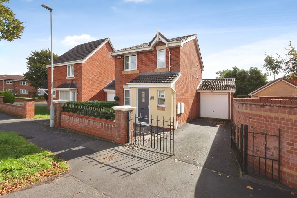 Property photo 1 of 19 Pbox-Img.Jpg
