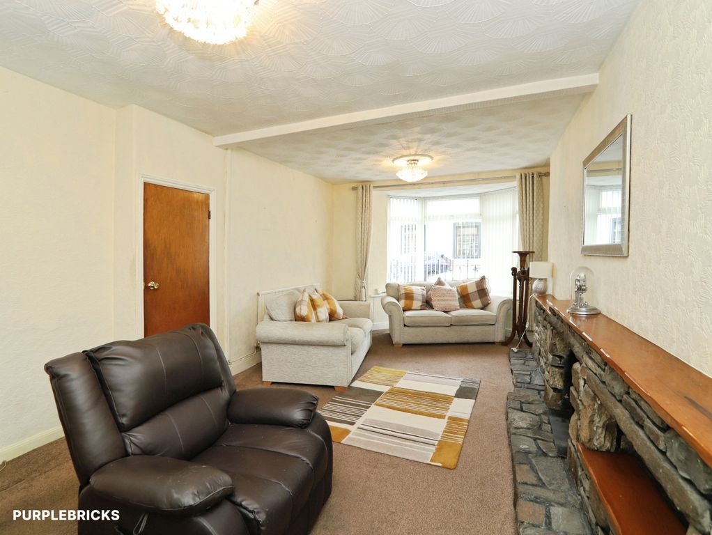 Property photo 2 of 16 Living Room