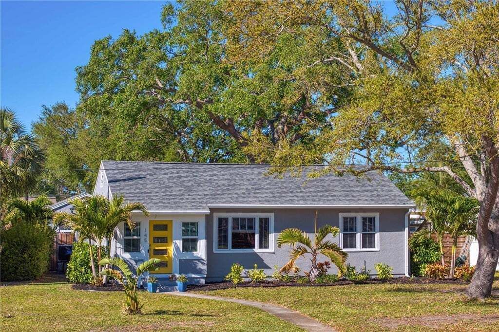 Property photo 1 of 20