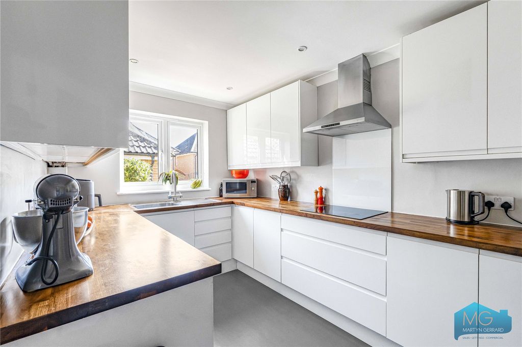 Property photo 3 of 26 Picture No. 07