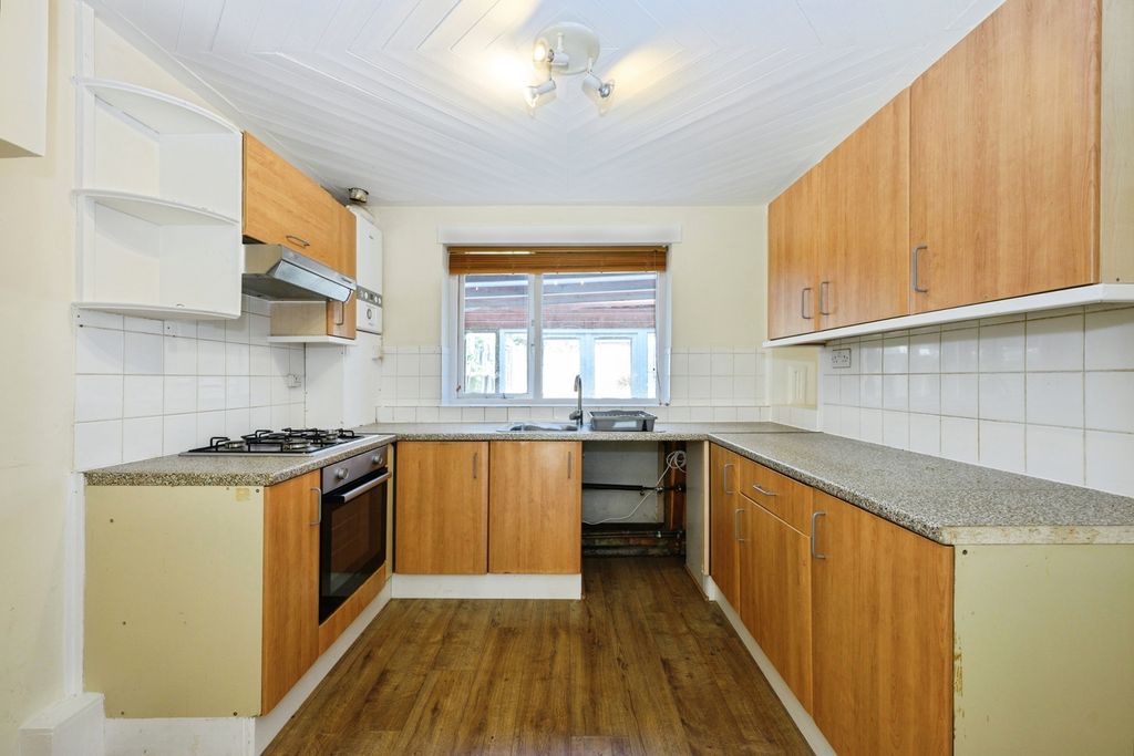 Property photo 2 of 12 Pbox-Img.Jpg