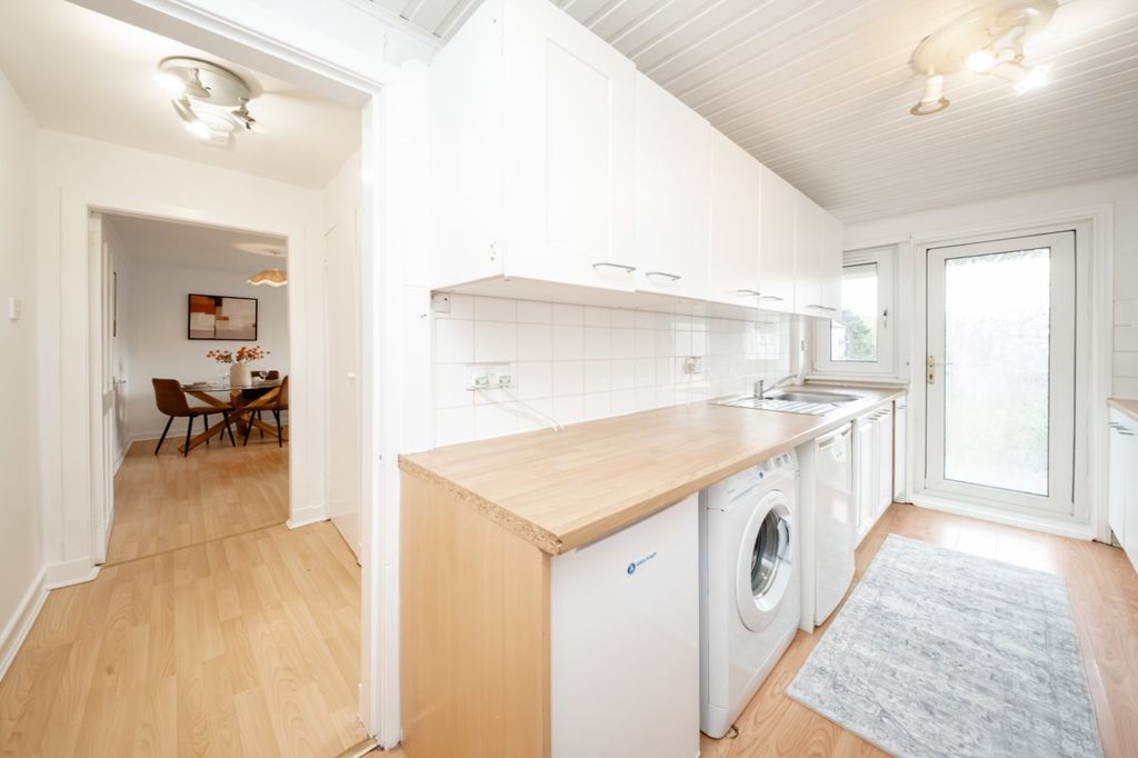 Property photo 3 of 14 Picture 3