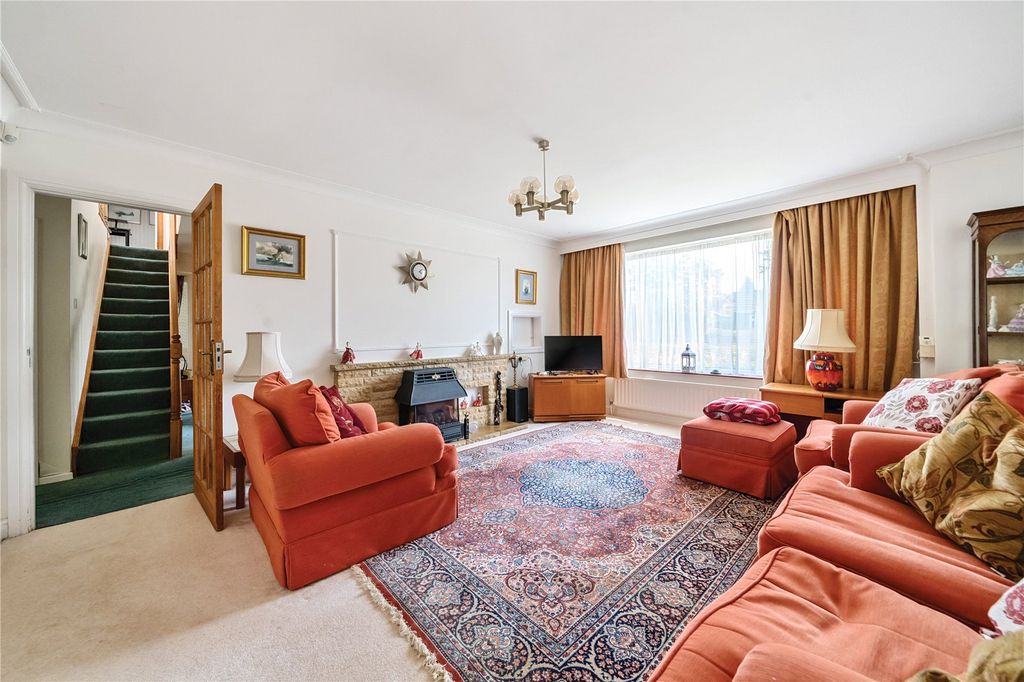 Property photo 3 of 19 Picture No. 23