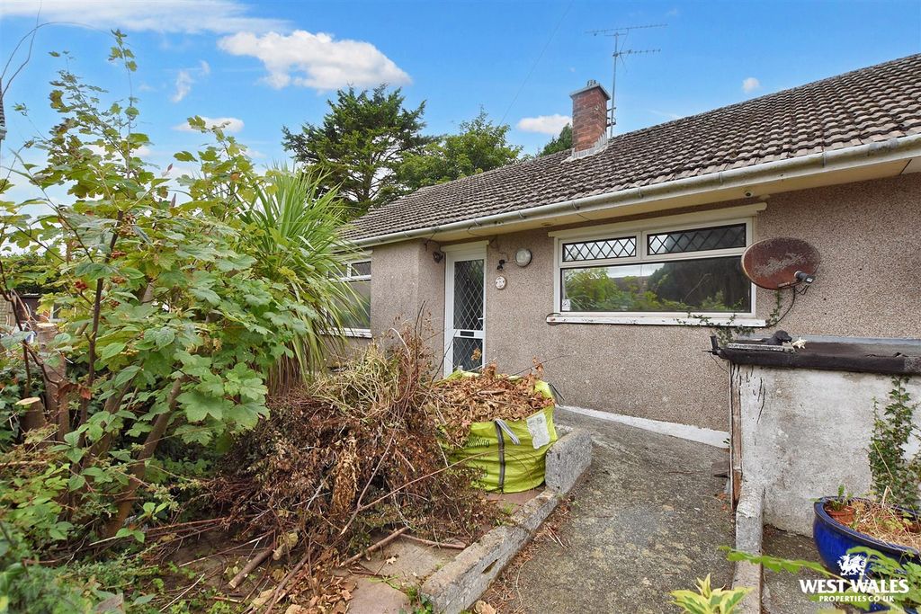 Property photo 1 of 17 19 (12).Jpg