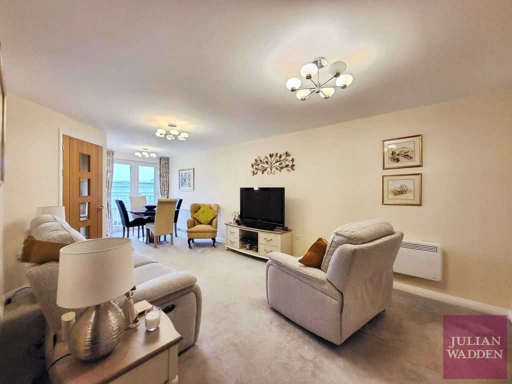 Property photo 2 of 16 Picture 2