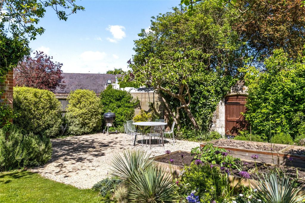 Additional image 25 of 5 bed semi-detached house for saleCastle Precincts, Lewes, East Sussex BN7
