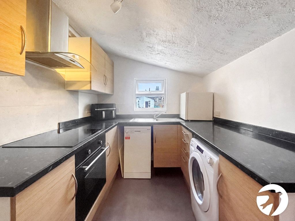 Property photo 3 of 10 Picture No. 07
