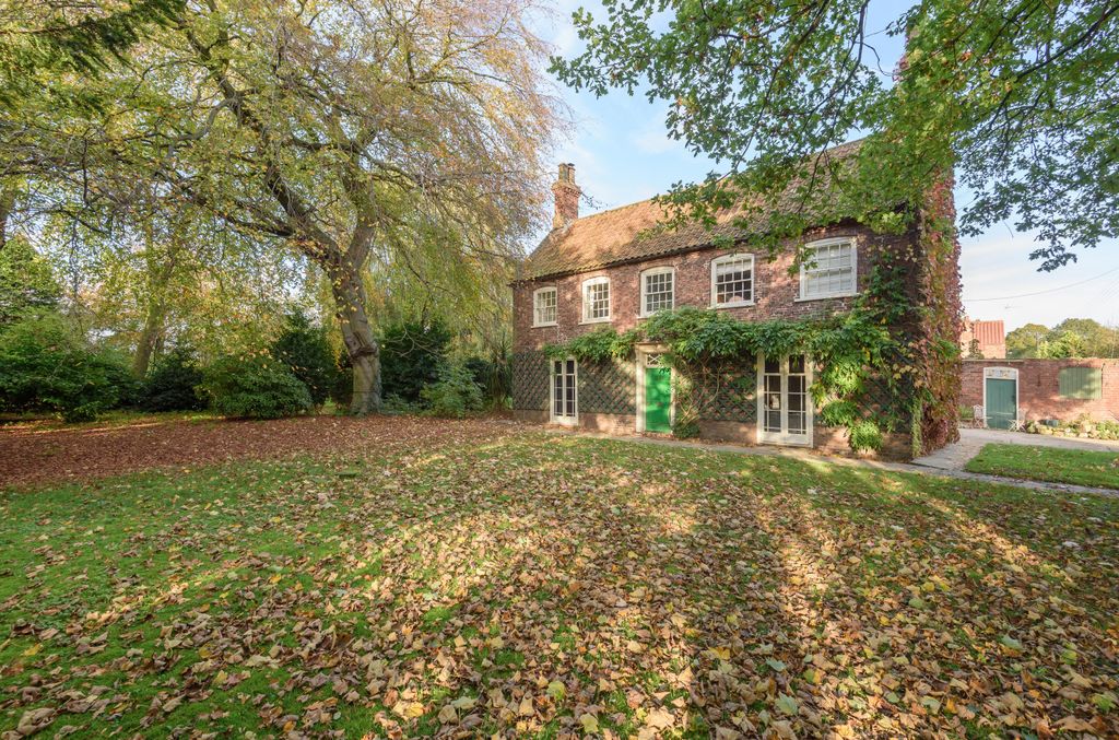 Property photo 1 of 30 913899 (22).Jpg