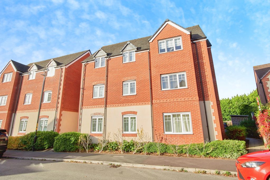 Property photo 1 of 9