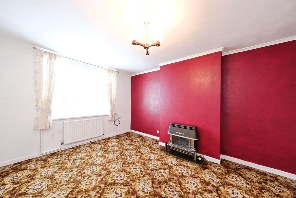 Property photo 3 of 16 Pbox-Img.Jpg