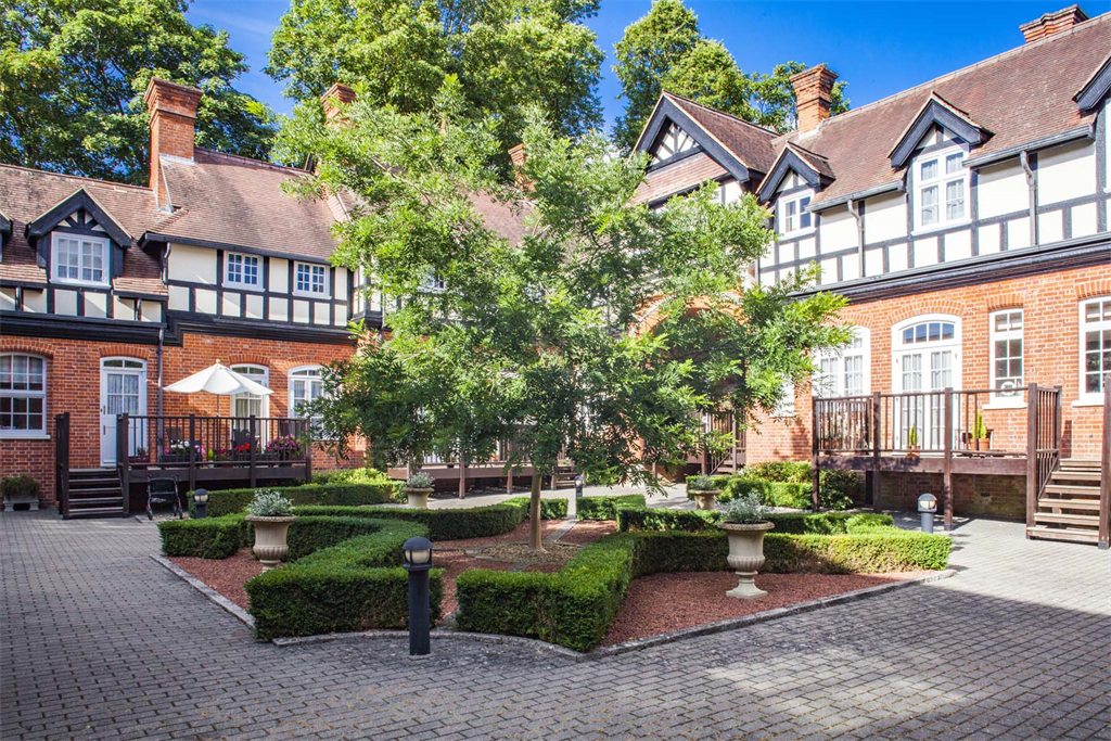 Additional image 8 of 2 bed terraced house to rent18 Thames Bank, Goring On Thames RG8