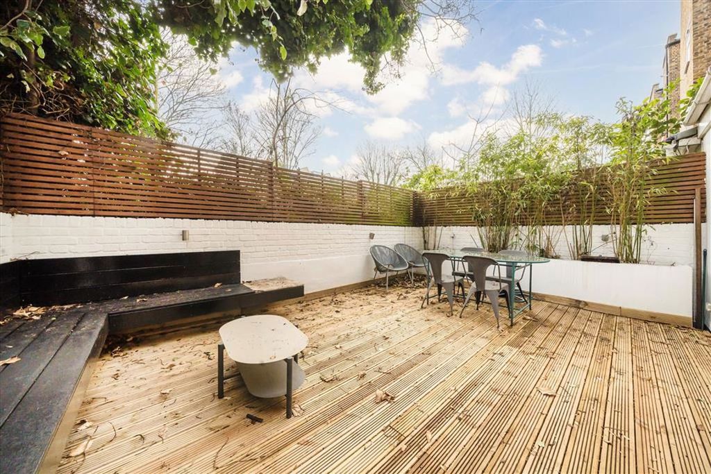 Property photo 3 of 8