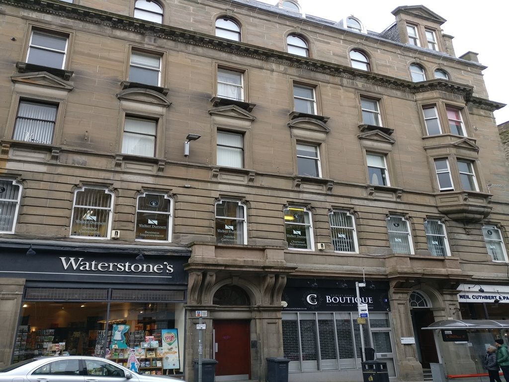 Property photo 1 of 9