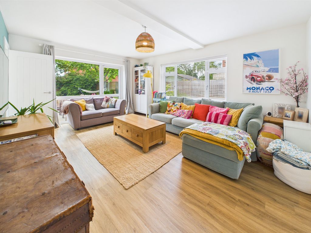Property photo 3 of 47