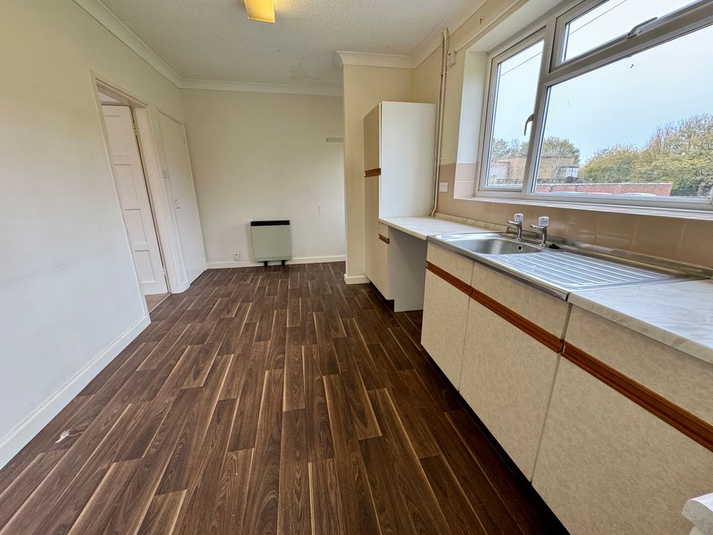 Property photo 3 of 11 Image-20251118-131004-9F2B3200