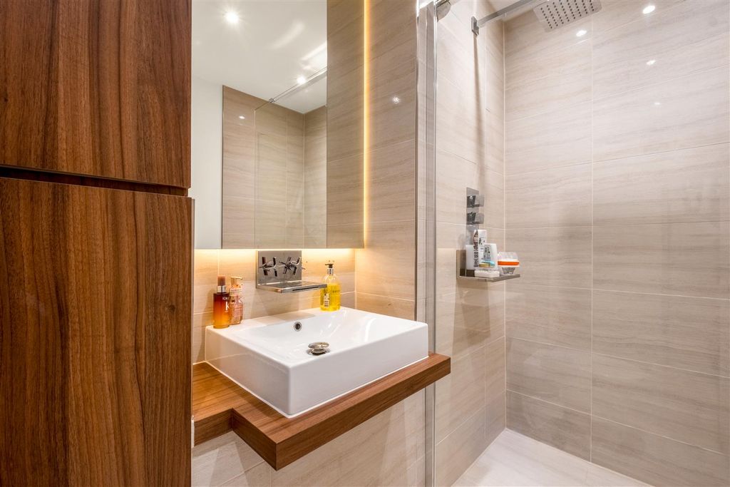 Additional image 23 of 3 bed flat to rentPalmeira Avenue, Hove BN3