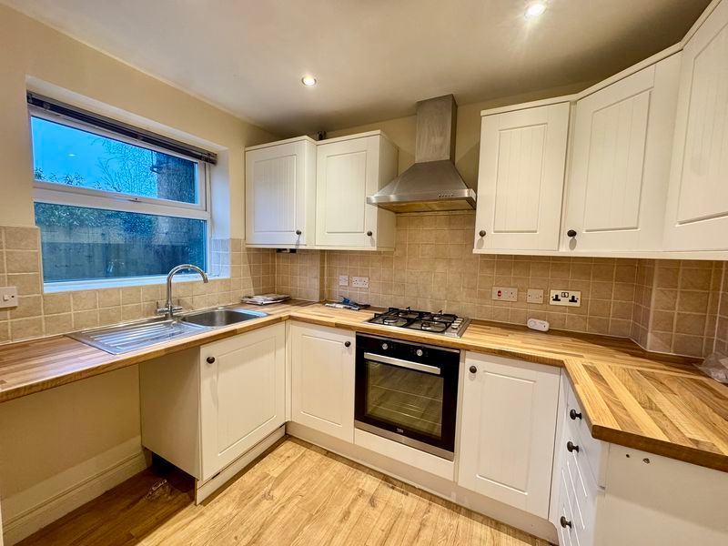 Property photo 3 of 18 Photo 9