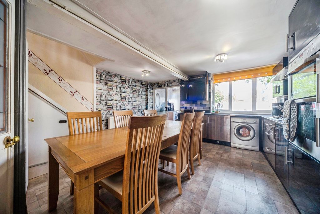 Property photo 2 of 19 Pbox-Img.Jpg