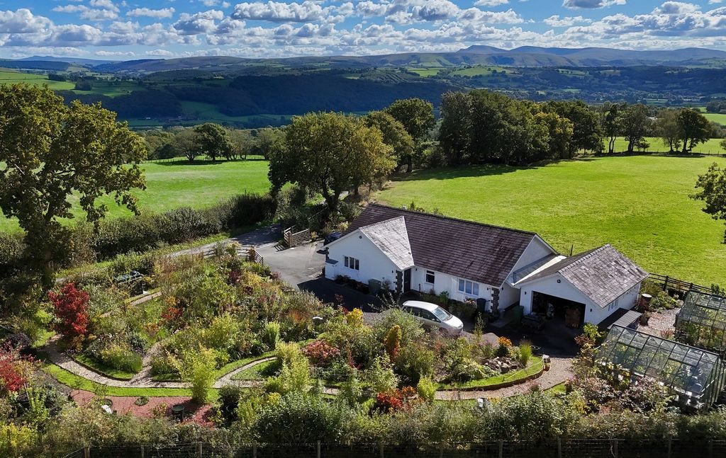 Property photo 1 of 15 Main Image