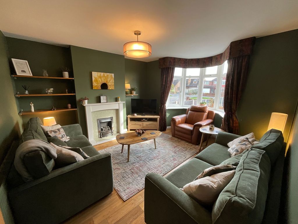 Property photo 3 of 23