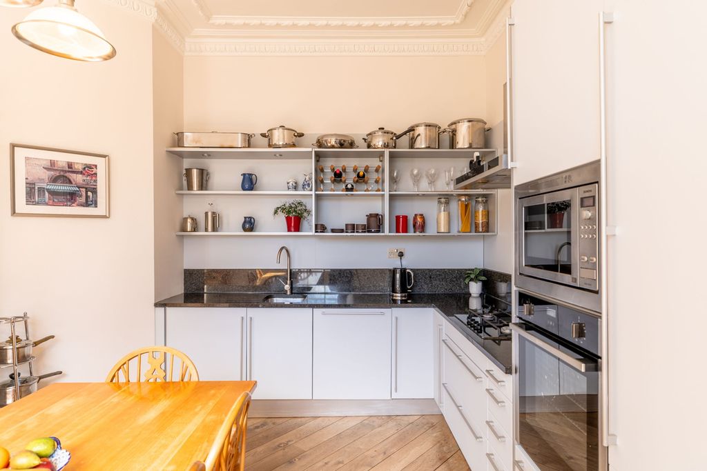 Additional image 10 of 2 bed flat for sale15 Crown Road North, Dowanhill G12